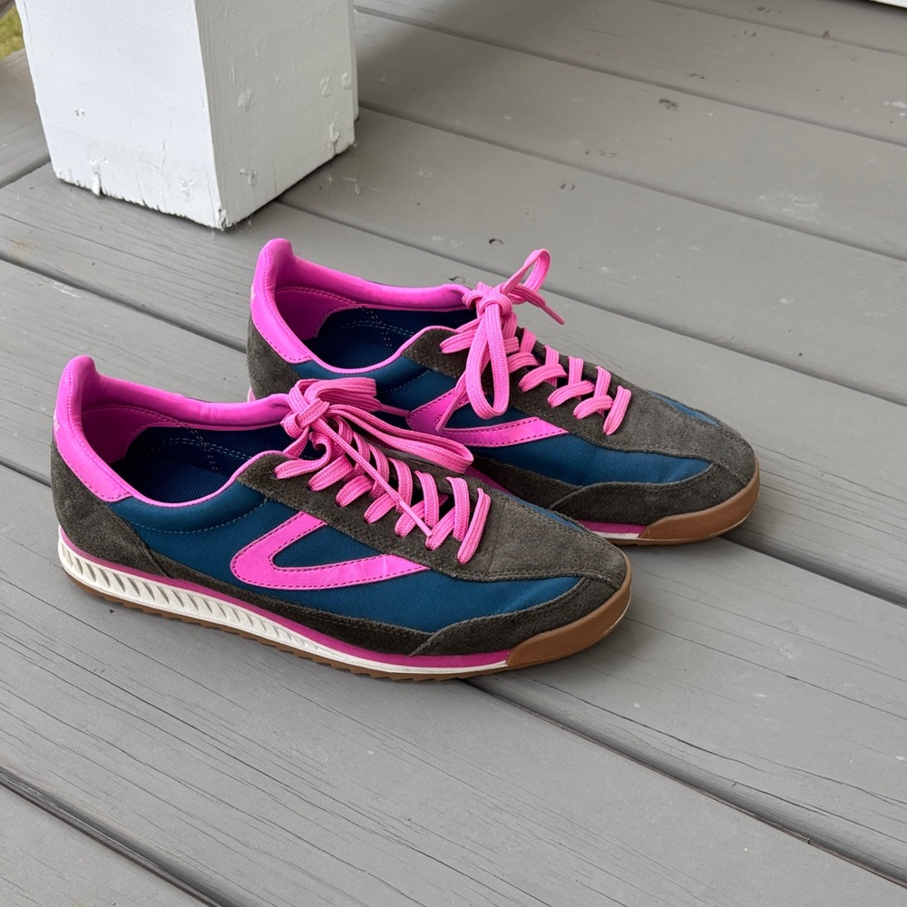 Tretorn Women's Sneakers in Pink and Blue
